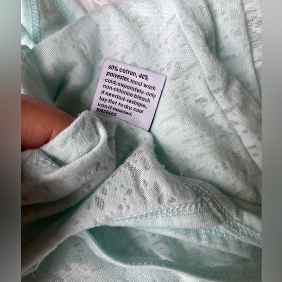 Unity women’s tank top 💚 - Picture 4 of 7